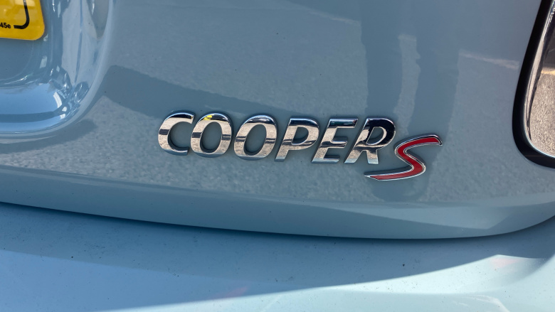 MINI Hatchback 2.0 Cooper S 3dr Petrol Hatchback